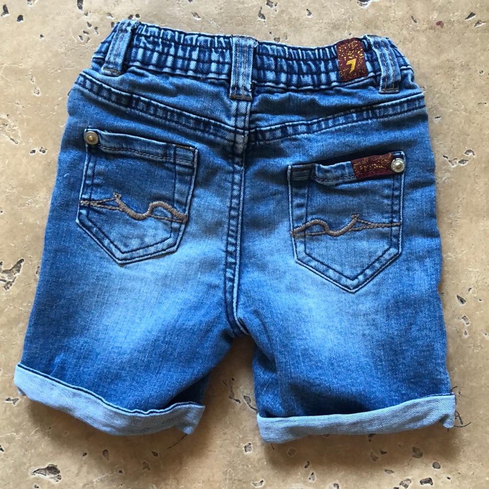 Jean shorts - Picture 2 of 3